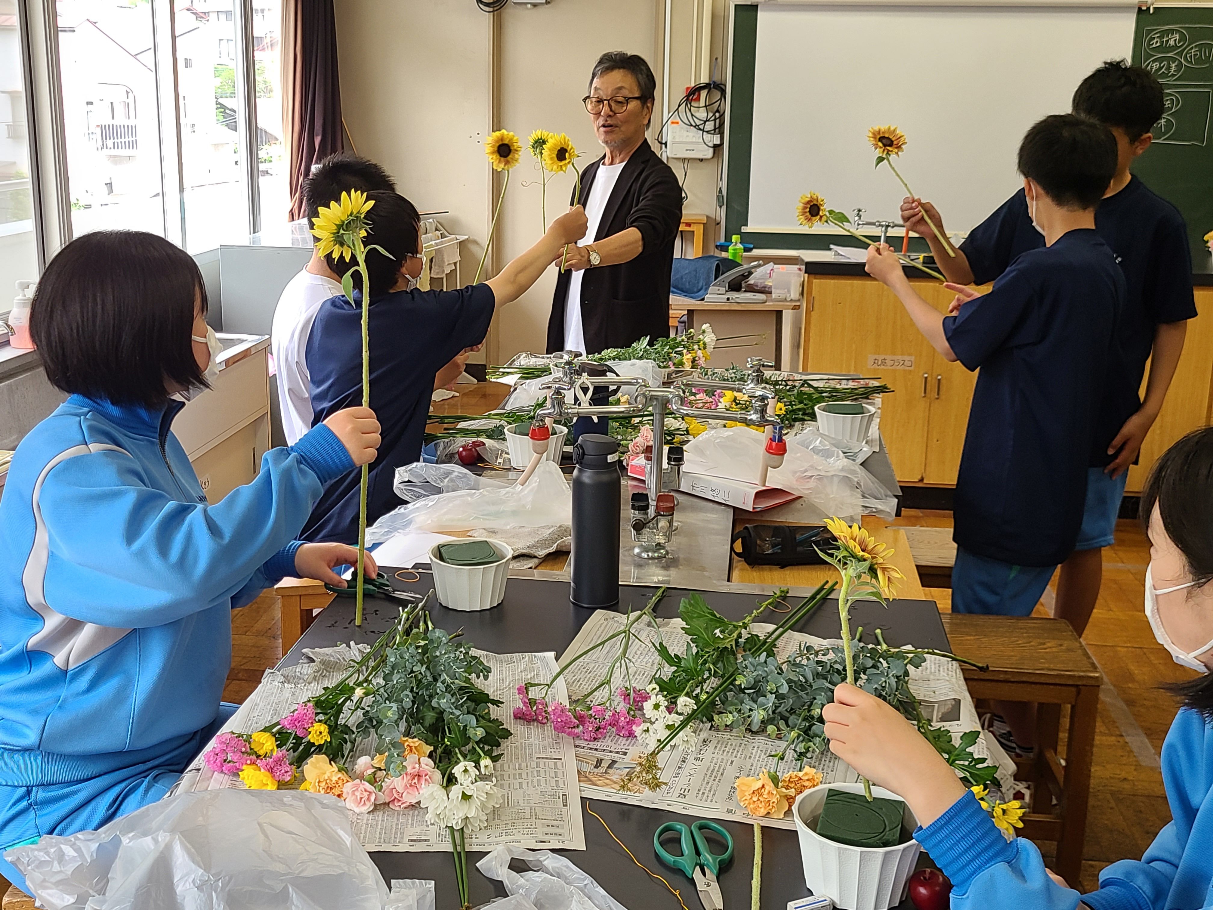 フラワー装飾：フラワーアレンジメントの画像2