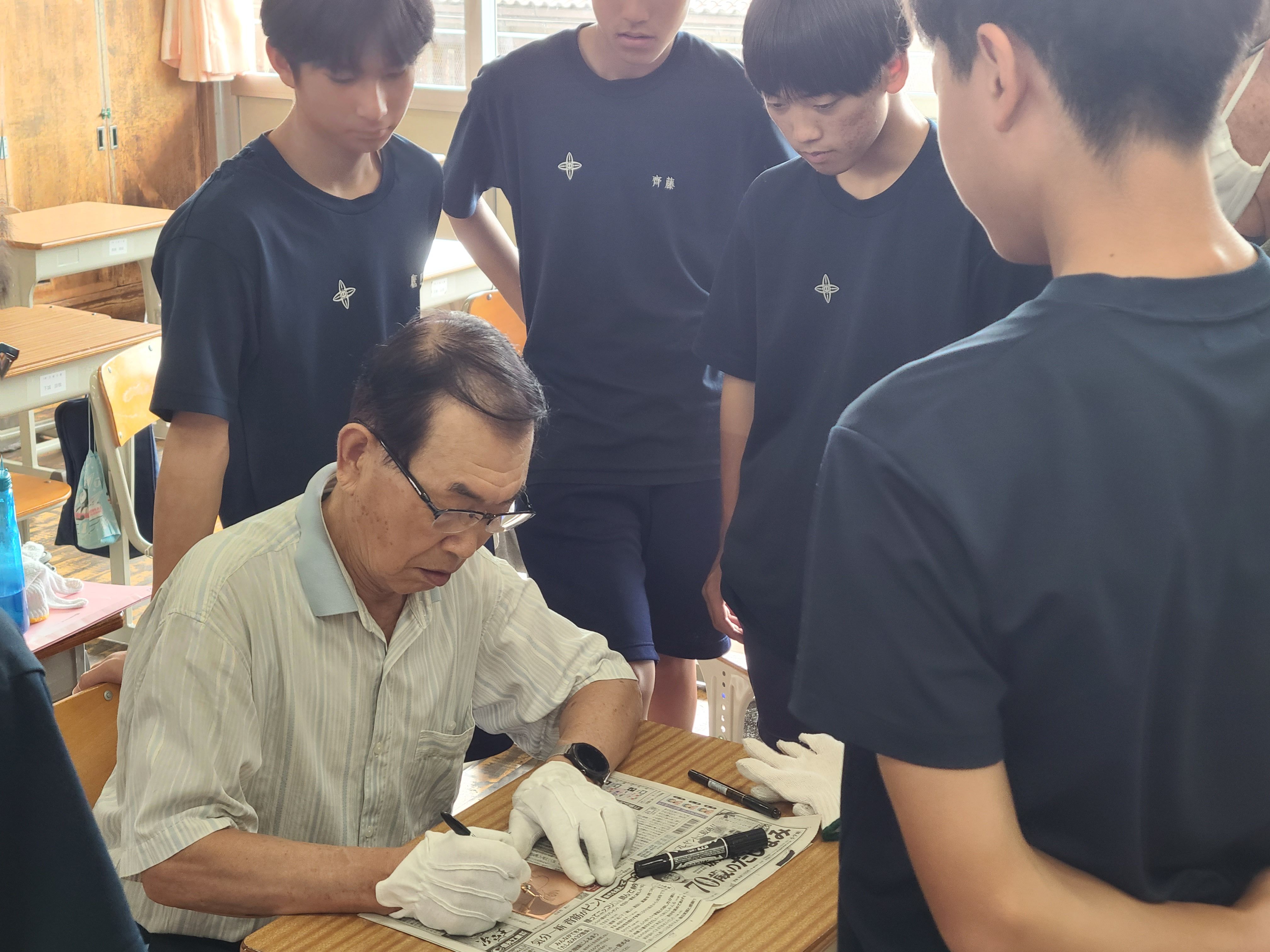 建築板金：打ち出し加工の銅板レリーフ制作の画像2