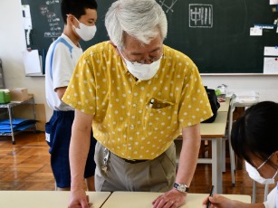 印章彫刻制作体験の様子1