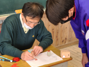 印章彫刻制作の様子1