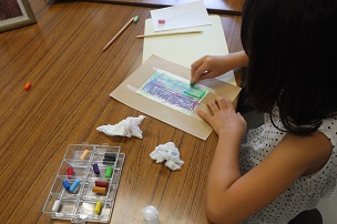 臨床美術作成風景の写真