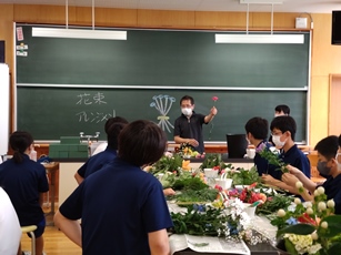 フラワーアレンジメントの画像です